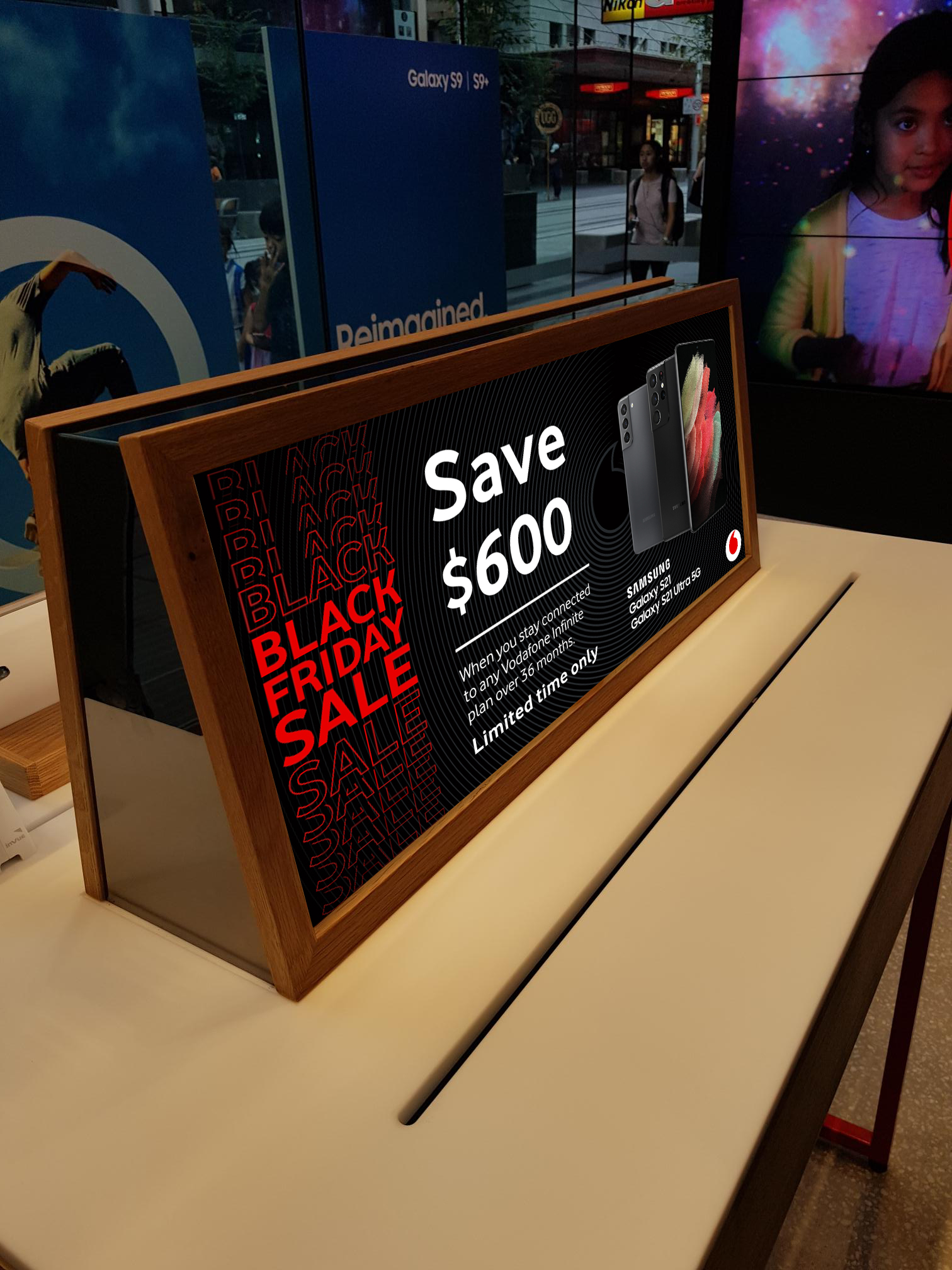 Vodafone in-store retail display – iPhone 13 Pro